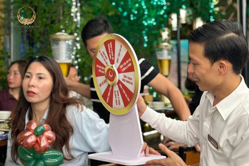 Tháng 7 rực rỡ - Khách đến Xanh - Xanh có quà