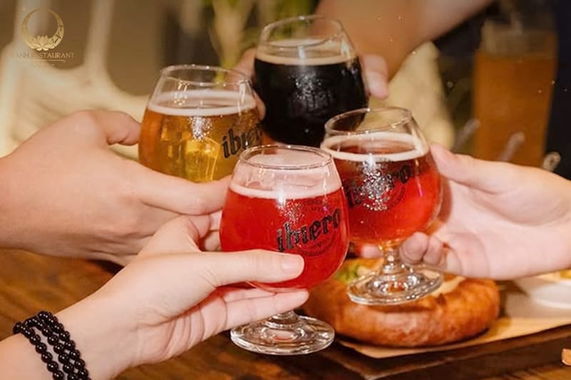 Thưởng bia như thưởng nghệ thuật – Chọn cho mình hương vị bia thủ công đúng gu Thưởng bia như thưởng nghệ thuật – Chọn cho mình hương vị bia thủ công đúng gu