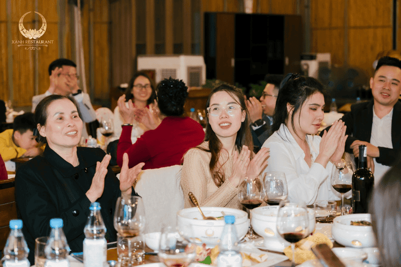 Đặt tiệc cuối năm ở đâu? Gợi ý hoàn hảo cho doanh nghiệp muốn đổi gió cuối 2025