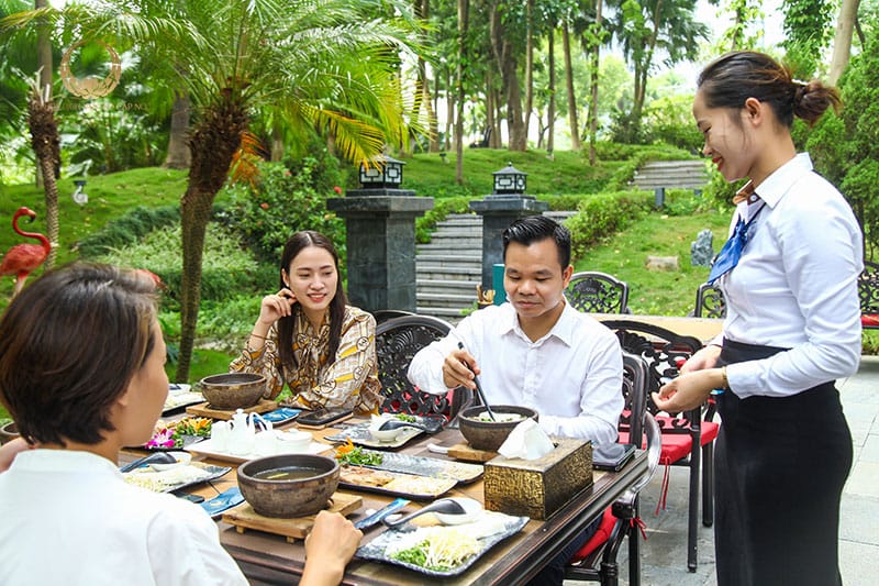 Bữa sáng doanh nhân - Khởi đầu cho những quyết định mới tại Biệt thự Số 1