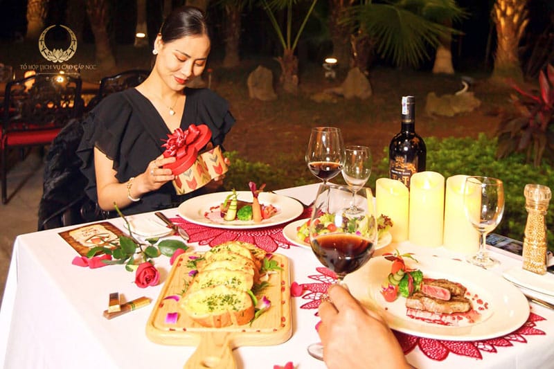 Private Dining Âu & Vang - Dấu ấn sang trọng cho mọi dịp đặc biệt tại Biệt Thự Số 1